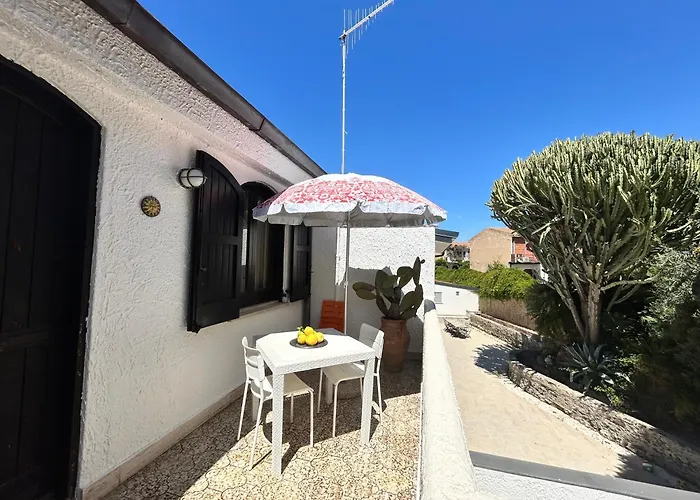 Casa Del Sileno 12 *